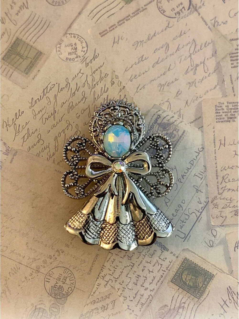 Beautiful Vintage Charming Silver Angel Brooch Pendant Sparkling Opal Gemstone